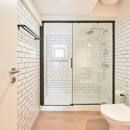 Alfama Village Apartment *