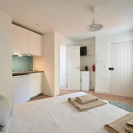 Alfama Village Apartment