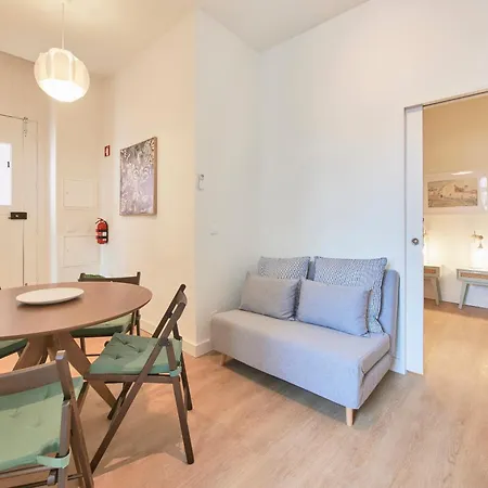Alfama Village Apartment *